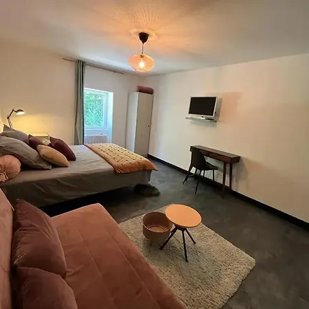 Otel Logis Restaurant De La Poste Pontgibaud