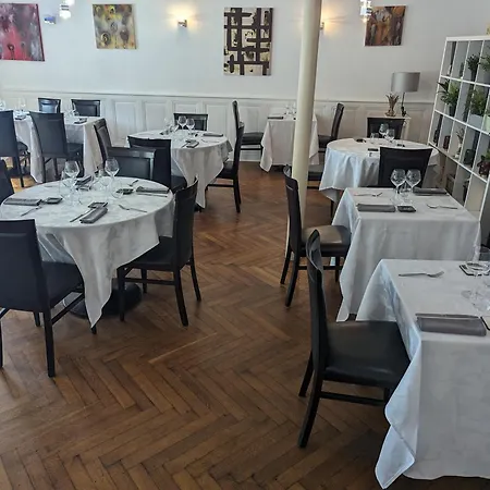 Restaurant De La Poste Hotel 3*