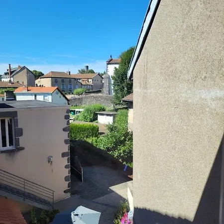 Otel Logis Restaurant De La Poste Pontgibaud