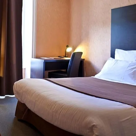 Hotel Restaurant De La Poste Pontgibaud