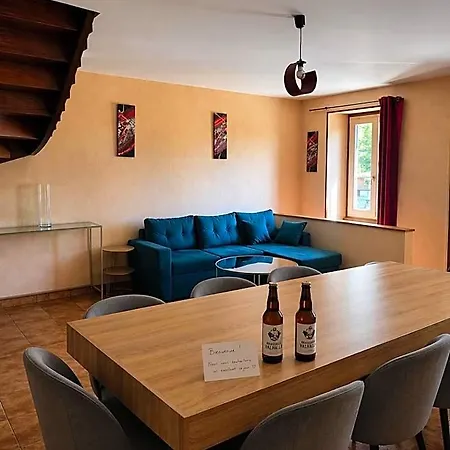 Hotel Logis Restaurant De La Poste Pontgibaud