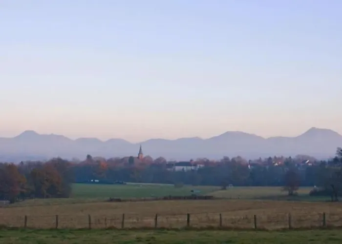 Hotel Restaurant De La Poste Pontgibaud